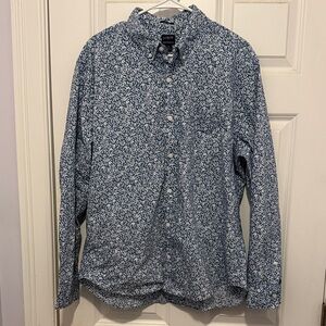 J. Crew Men's Blue Patterned Button Down Shirt